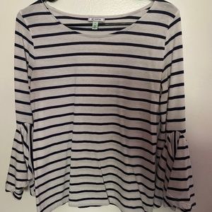 Stripped shirt with bell sleeves